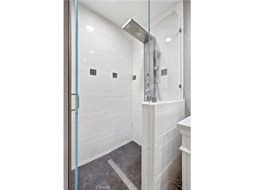 WOW! This beautifully maintained 3-bedroom, 2-bathroom home is - photo 37