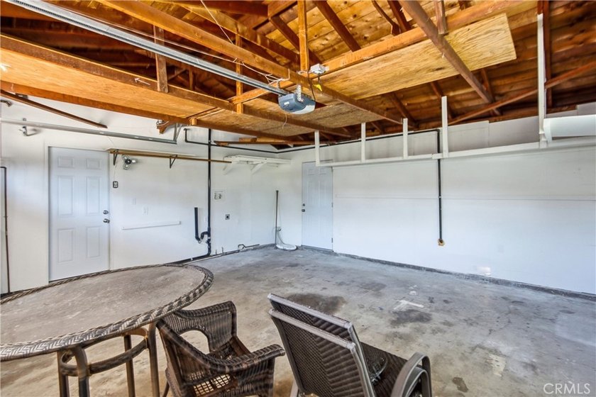 WOW! This beautifully maintained 3-bedroom, 2-bathroom home is - photo 43