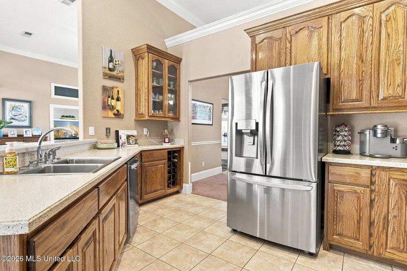 Welcome to this well-maintained 3-bedroom, 2-bath home offering - photo 12