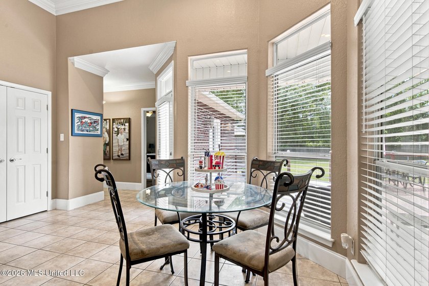 Welcome to this well-maintained 3-bedroom, 2-bath home offering - photo 14