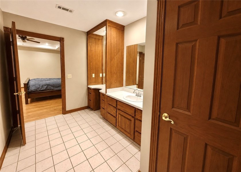 Wonderful home offering the perfect blend of comfort - photo 19