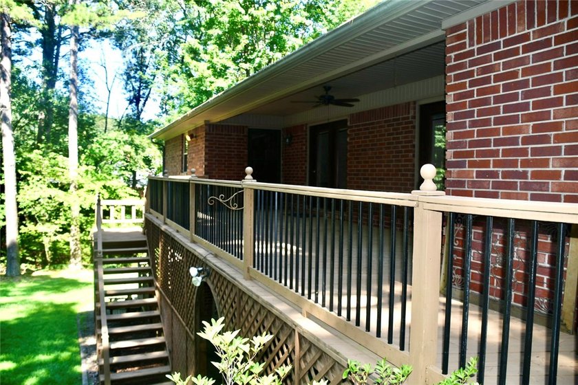 Wonderful home offering the perfect blend of comfort - photo 30