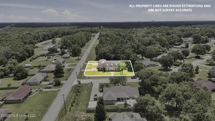 Welcome to this well-maintained 3-bedroom, 2-bath home offering - photo 32