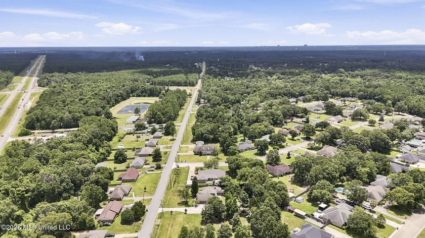 Welcome to this well-maintained 3-bedroom, 2-bath home offering - photo 38