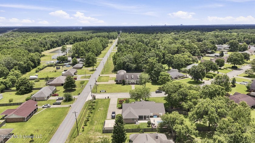 Welcome to this well-maintained 3-bedroom, 2-bath home offering - photo 39
