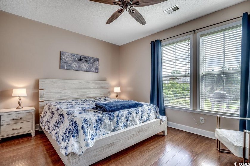 Gorgeous townhome in Windsor Park at Berkshire Forest area of - photo 12