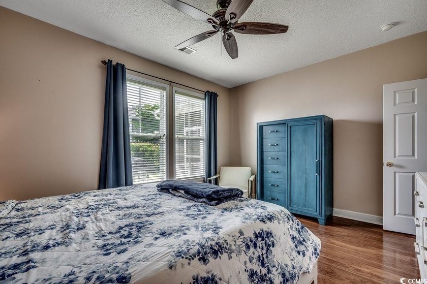 Gorgeous townhome in Windsor Park at Berkshire Forest area of - photo 13