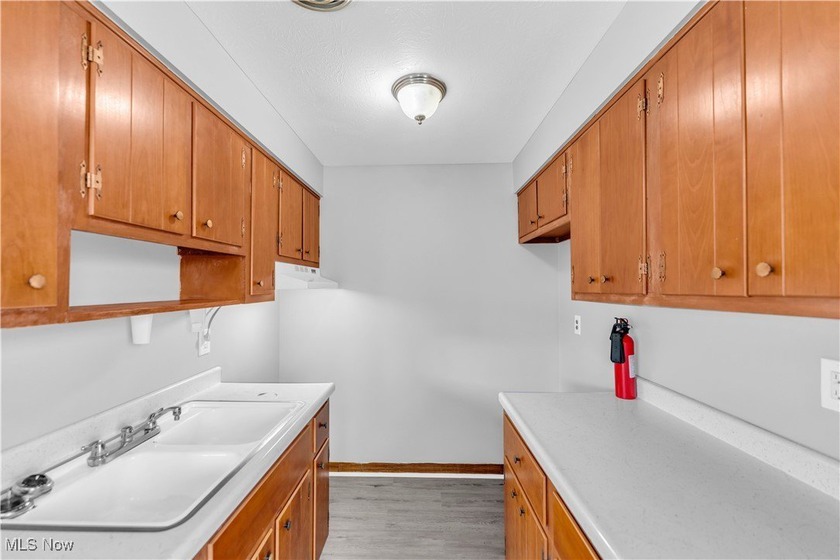 Here is your chance to become a real estate investor overnight! - photo 23