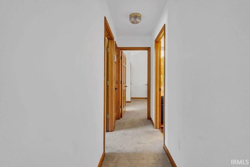 Nestled on a quiet cul-de-sac in Dogwood Estates, this spacious - photo 26