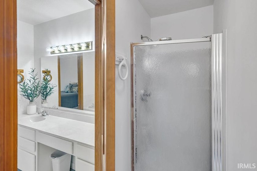Nestled on a quiet cul-de-sac in Dogwood Estates, this spacious - photo 35
