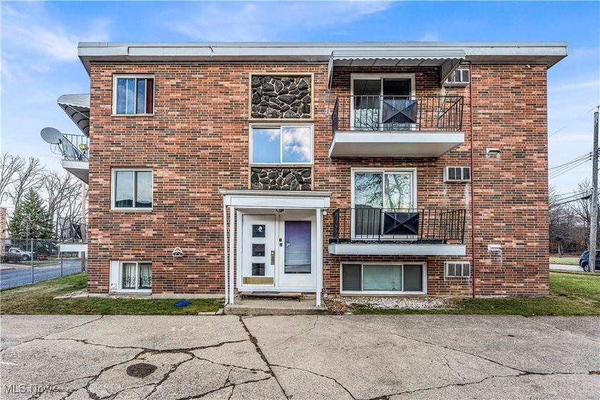Here is your chance to become a real estate investor overnight! - photo 47