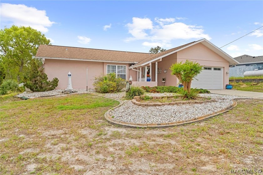 Discover your slice of Florida living at 13378 Drayton Dr - photo 3