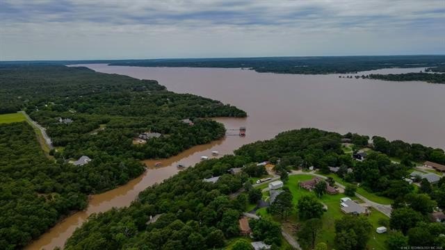 Welcome to lake living at its finest in the desirable Timberlane - photo 11