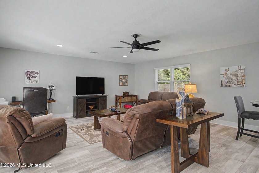 Ocean Springs Gem on a Beautiful Half-Acre Lot! Nestled on a - photo 6