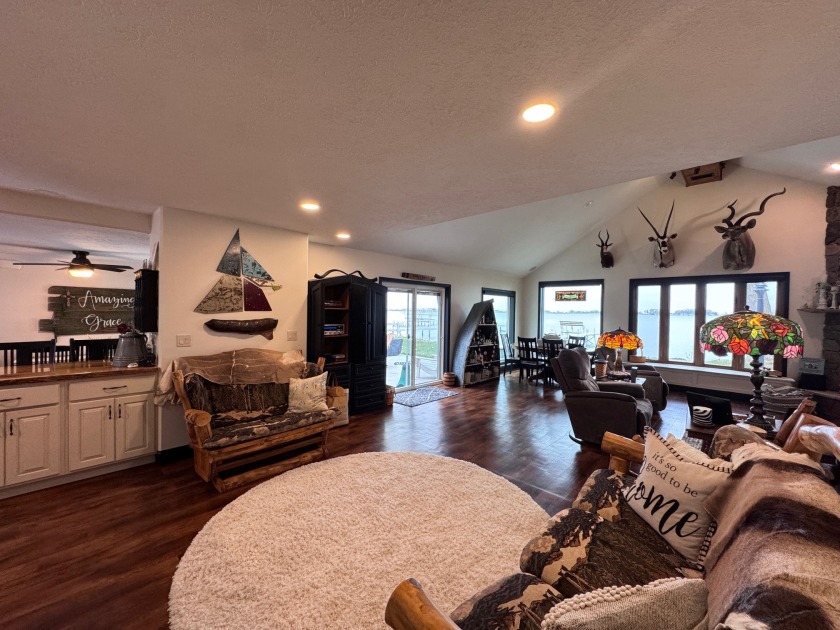This beautifully updated ranch-style home. SOLD - photo 22