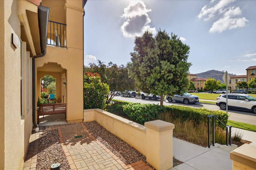 Modern Coastal Living in Ventura's Solana Heights. Discover the - photo 4