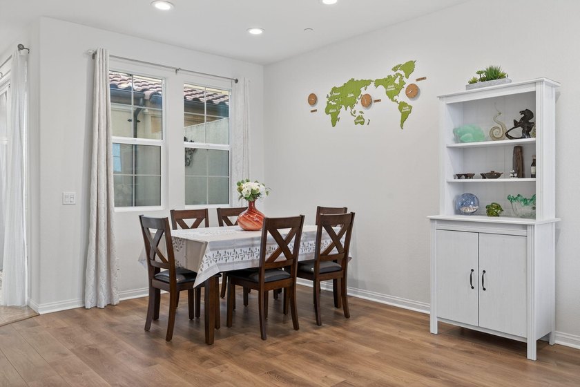 Modern Coastal Living in Ventura's Solana Heights. Discover the - photo 8