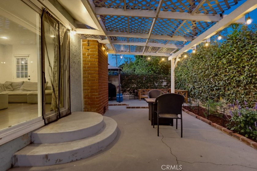 Located in the desirable and beautiful neighborhood of the - photo 8