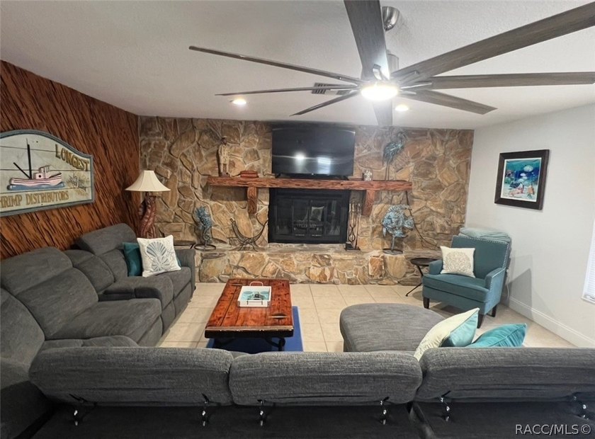 UPDATE: 1) 2nd PRICE REDUCTION! Welcome to old Florida living! - photo 3