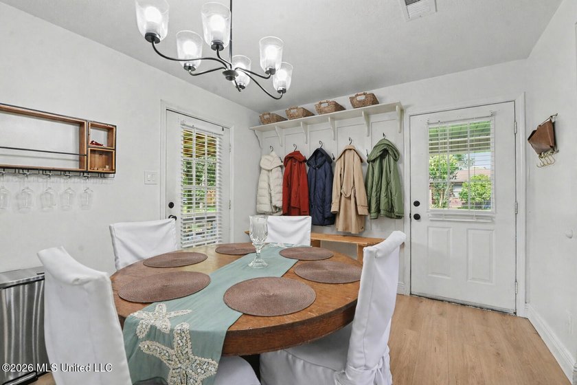 This light-filled starter home in Waveland is a must-see! - photo 8