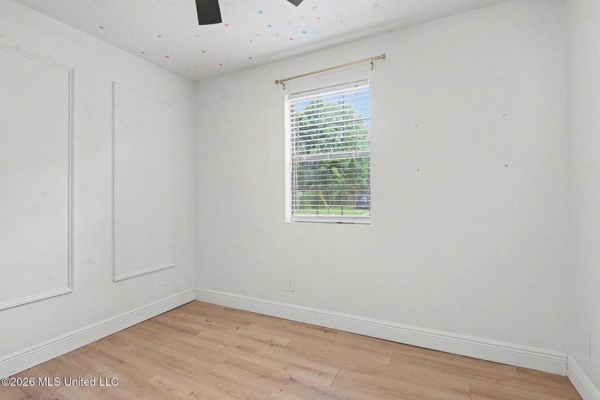 This light-filled starter home in Waveland is a must-see! - photo 10