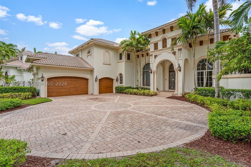 Welcome to one of the premier luxury homes in the prestigious - photo 5
