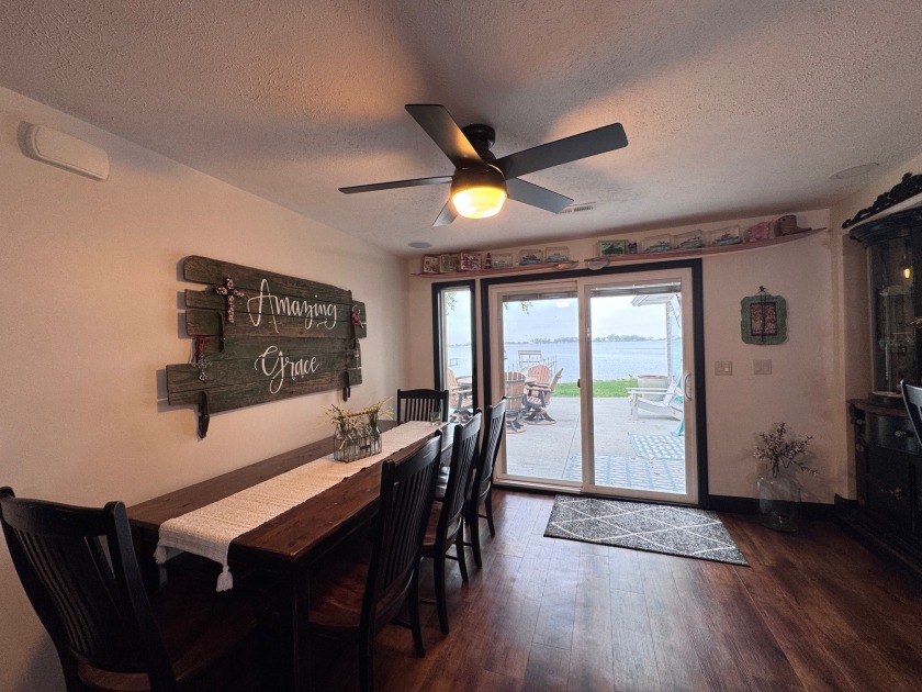 This beautifully updated ranch-style home. SOLD - photo 11