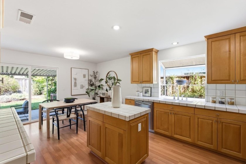 Charming and move-in ready, this 3-bedroom, 2-bath home offers 1 - photo 4