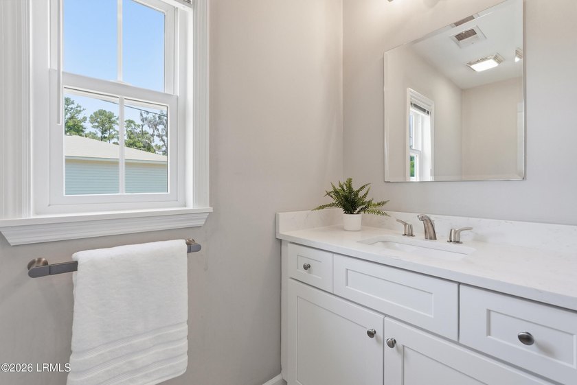 Exceptional 3-bedroom, 2.5-bath home built by respected builder - photo 25