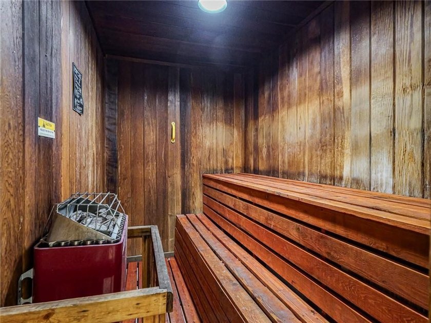 Immaculate 2nd-floor end unit featuring the highly desirable *B* - photo 25
