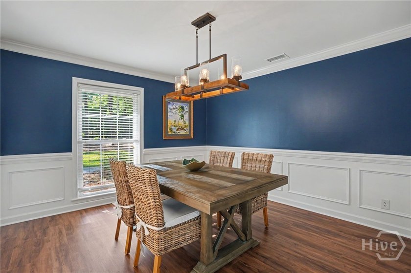 Pristine One-Level Living in the Heart of Marshwood. Experience - photo 9