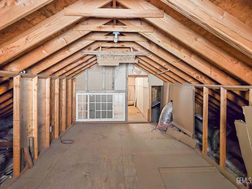 Nice! Beautiful! 3BD/2BA home in the heart of Lake Isabella! - photo 17