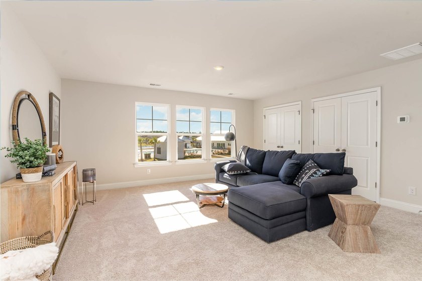 Stunning 4-Bedroom, 3-Bathroom Two-Story Home with Flexibility - photo 30