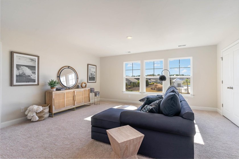 Stunning 4-Bedroom, 3-Bathroom Two-Story Home with Flexibility - photo 31