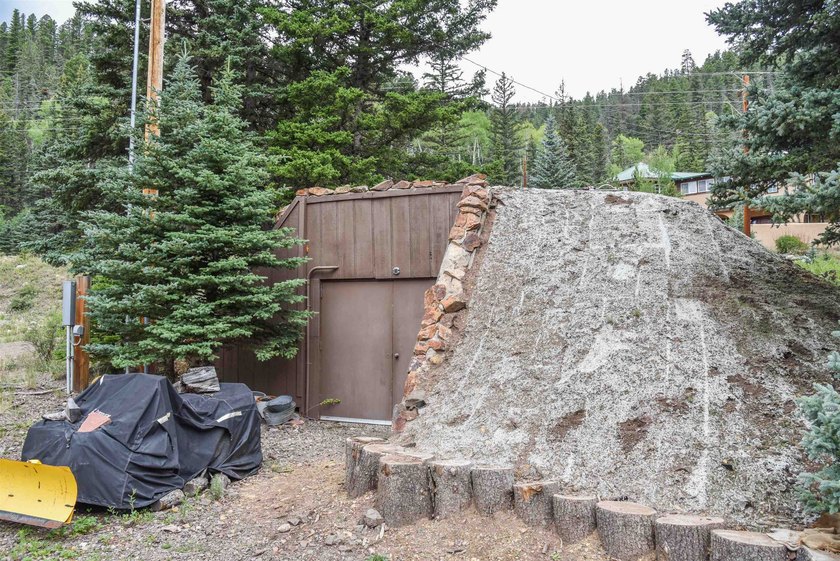 Set right on the river in Valley of the Pines, this 1 - photo 39