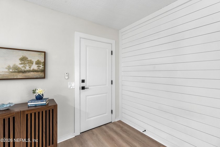 Remodeled and move-in ready in Palatka. This 3 bedroom, 2 - photo 7