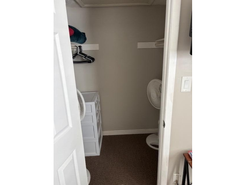 Very nice spacious 2 Bedroom 2 1/2 bath Townhome in Southbay by - photo 18