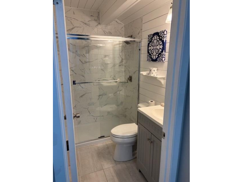 Very nice spacious 2 Bedroom 2 1/2 bath Townhome in Southbay by - photo 19