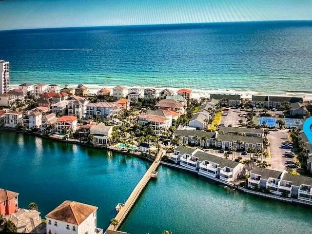 Very nice spacious 2 Bedroom 2 1/2 bath Townhome in Southbay by - photo 28