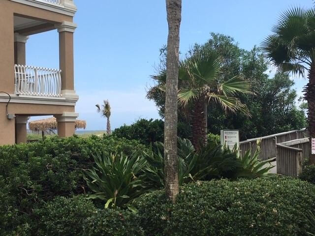 Very nice spacious 2 Bedroom 2 1/2 bath Townhome in Southbay by - photo 30