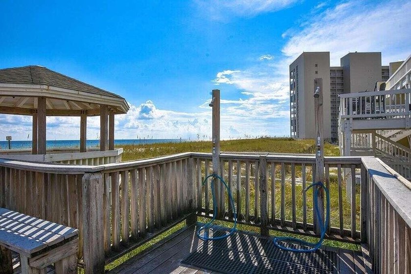 Very nice spacious 2 Bedroom 2 1/2 bath Townhome in Southbay by - photo 33