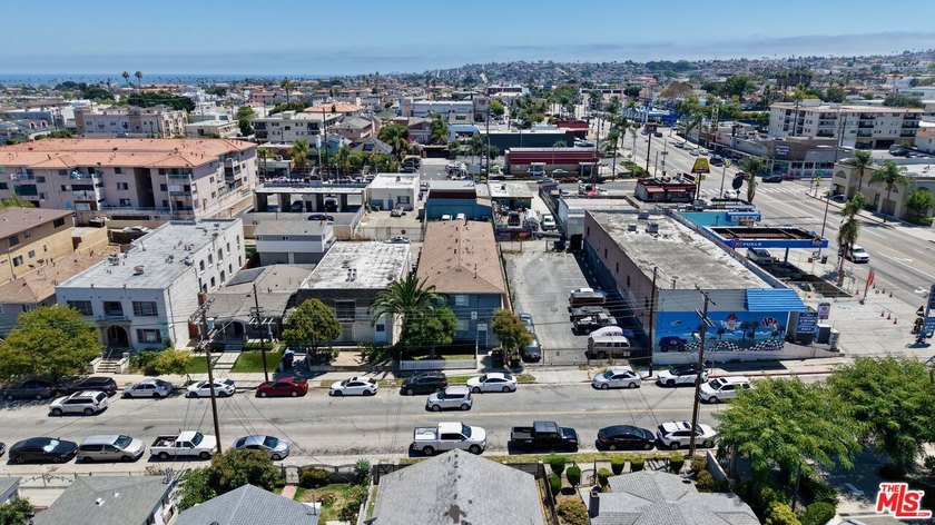 Turnkey 6-unit Multifamily investment opportunity located in the - photo 3