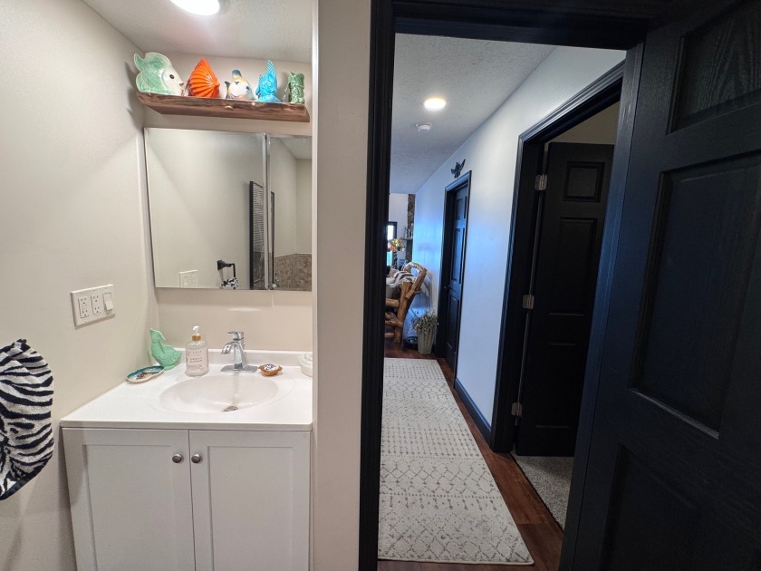 This beautifully updated ranch-style home. SOLD - photo 29