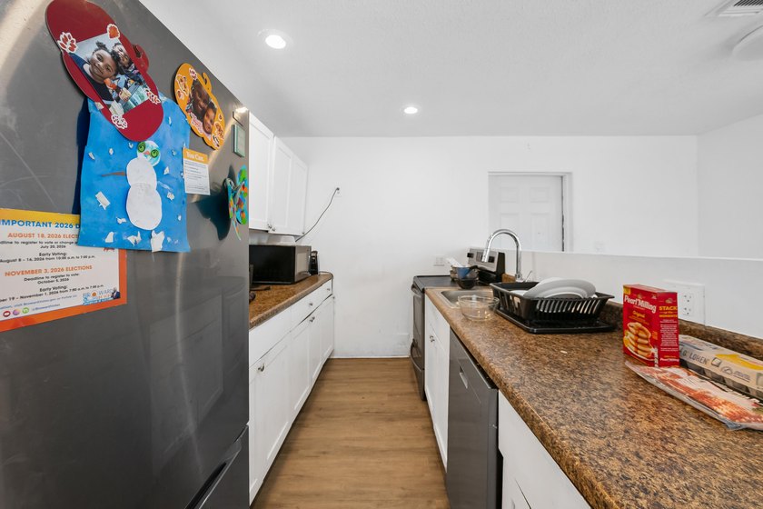 Single family home located east of I95 in Deerfield Beach. This - photo 10