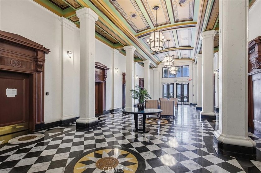 Own a piece of Long Beach history at the iconic Temple Lofts, a - photo 7