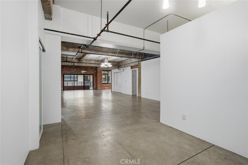Own a piece of Long Beach history at the iconic Temple Lofts, a - photo 10