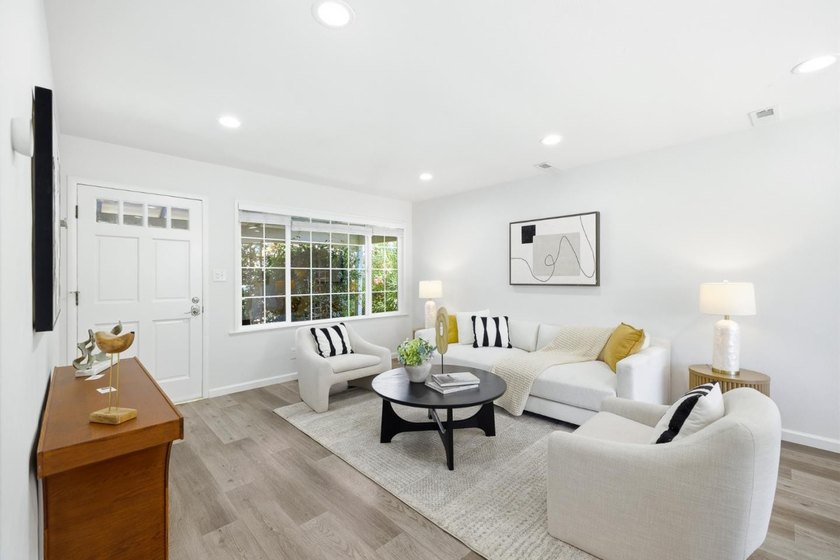 Welcome to this beautifully updated, east-facing single-story - photo 5