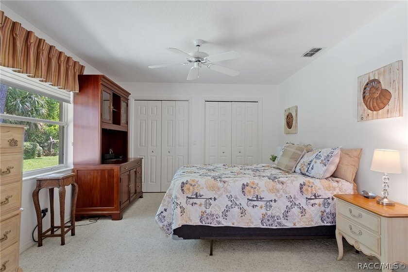 Custom 3 bedroom home with spa designed for entertaining family - photo 43