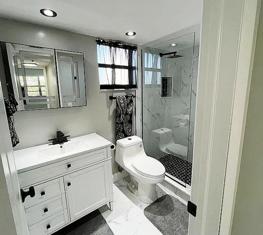 Beautifully remodeled and move-in ready, immaculate 1bedroom - photo 12