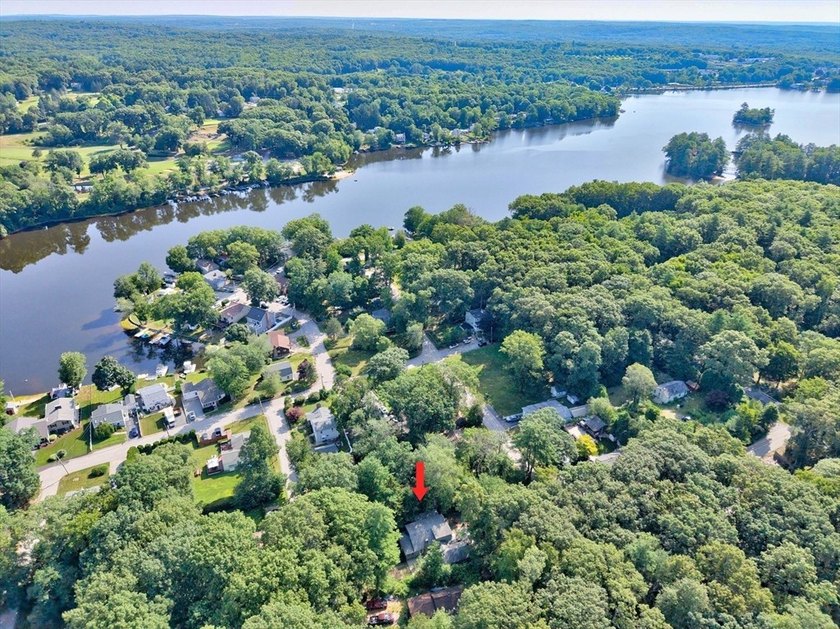 Escape to the charm of Glocester/Chepachet with this oversized - photo 4